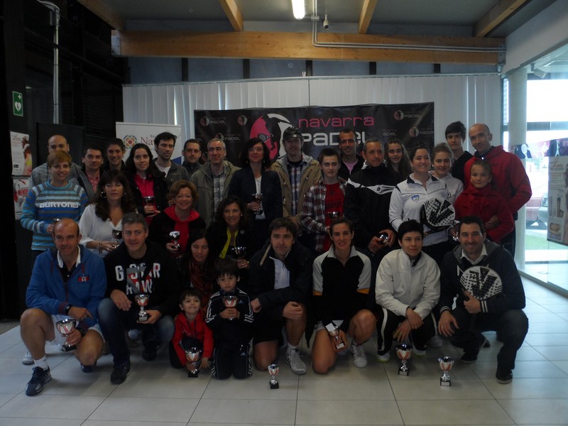 Haizea Zamora  e I&ntilde;igo Zaratiegui repiten triunfo en el Campeonato Navarro de Parejas Mixtas.
